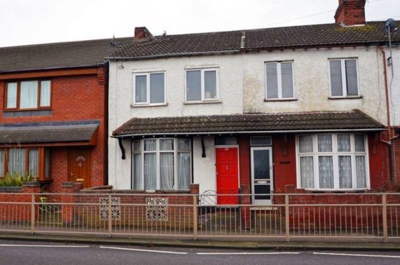 3 Bedroom End of Ter...